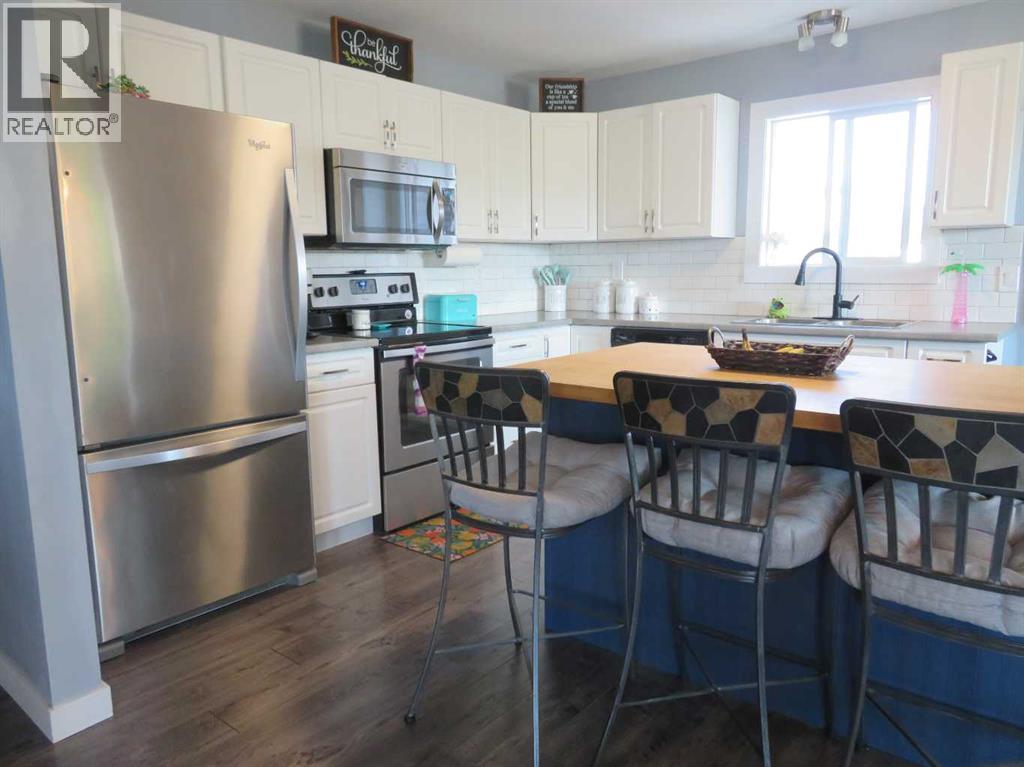 4904 42 Street, Innisfail