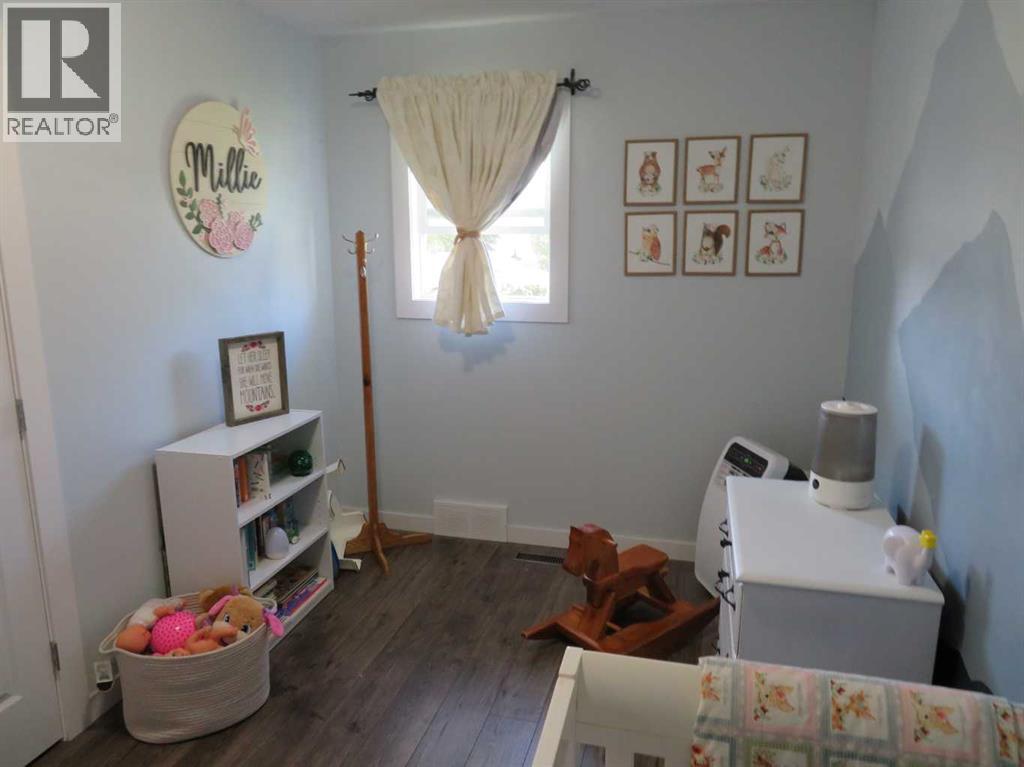4904 42 Street, Innisfail