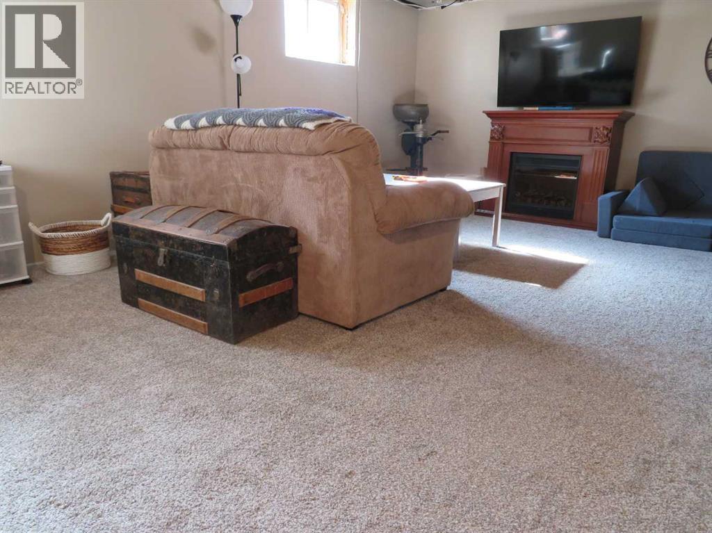 4904 42 Street, Innisfail