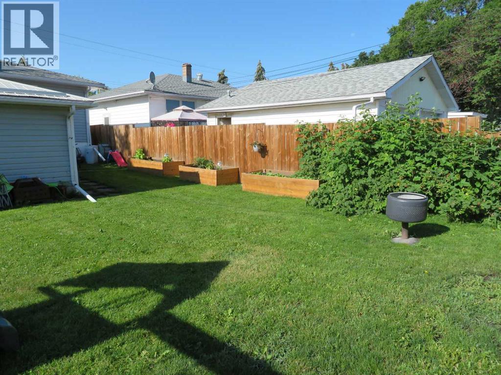 4904 42 Street, Innisfail