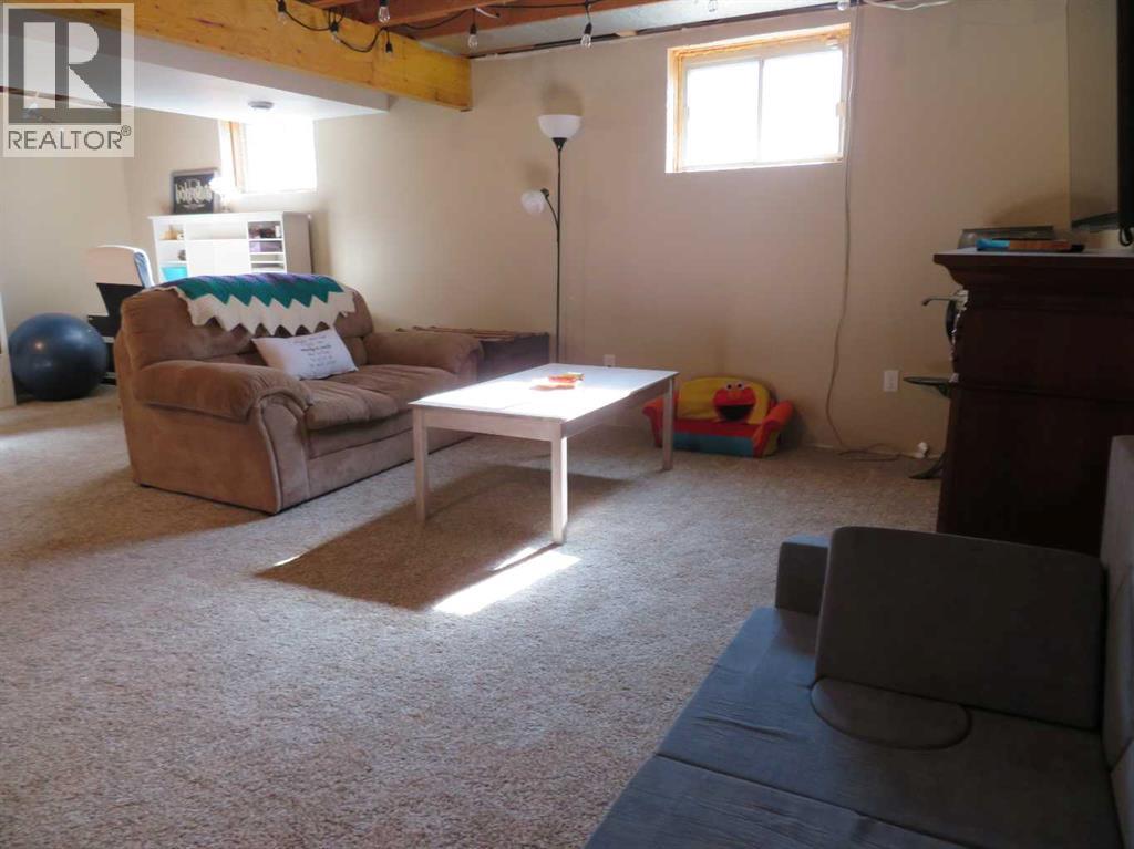 4904 42 Street, Innisfail