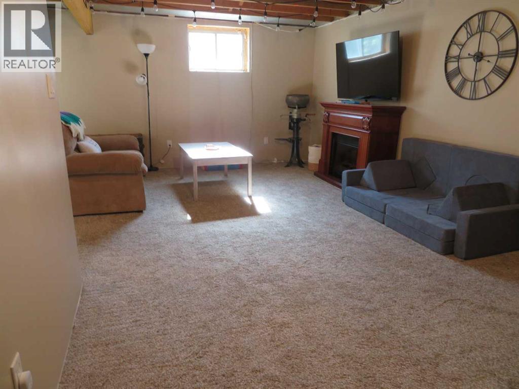 4904 42 Street, Innisfail