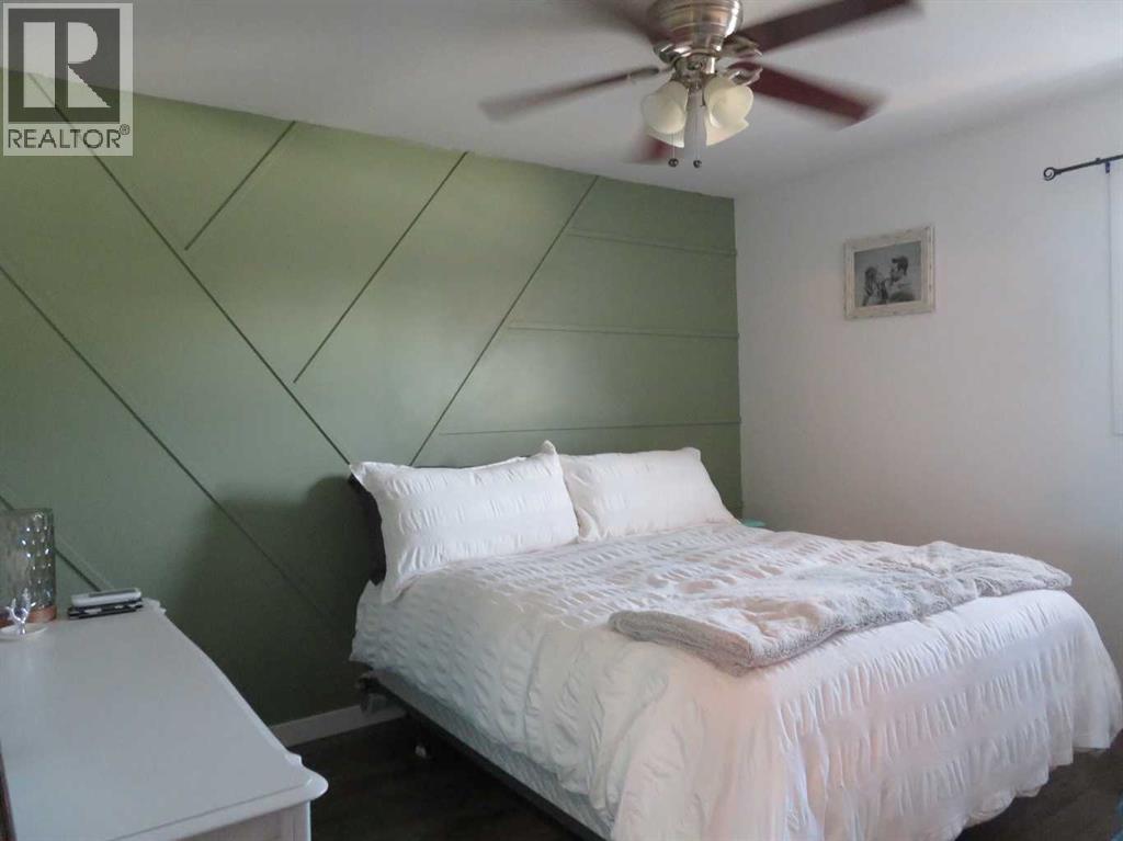 4904 42 Street, Innisfail