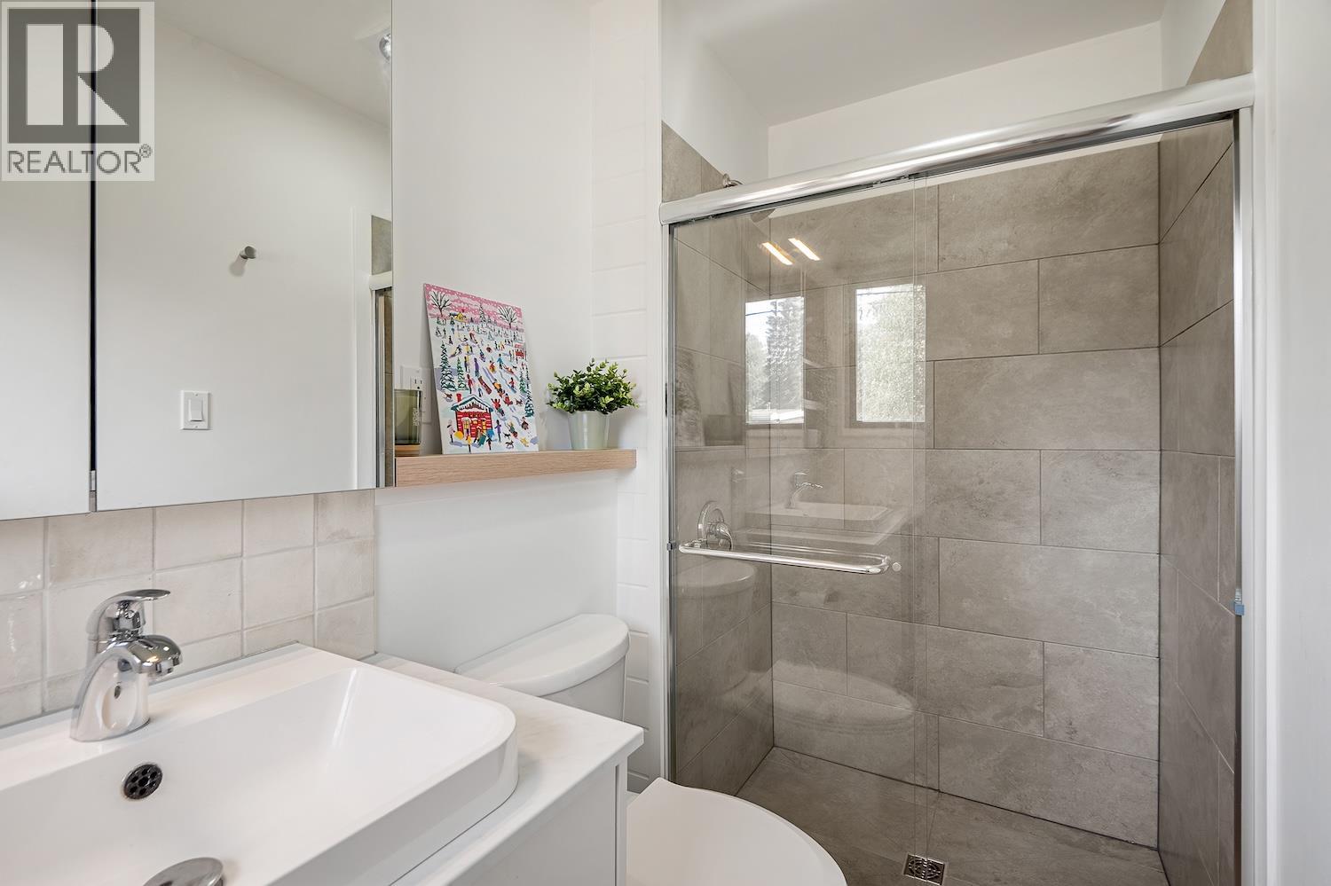 31 ELKVIEW Drive, Fernie