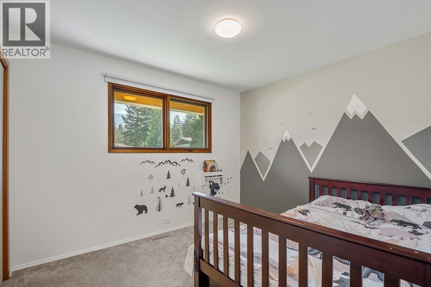 31 ELKVIEW Drive, Fernie