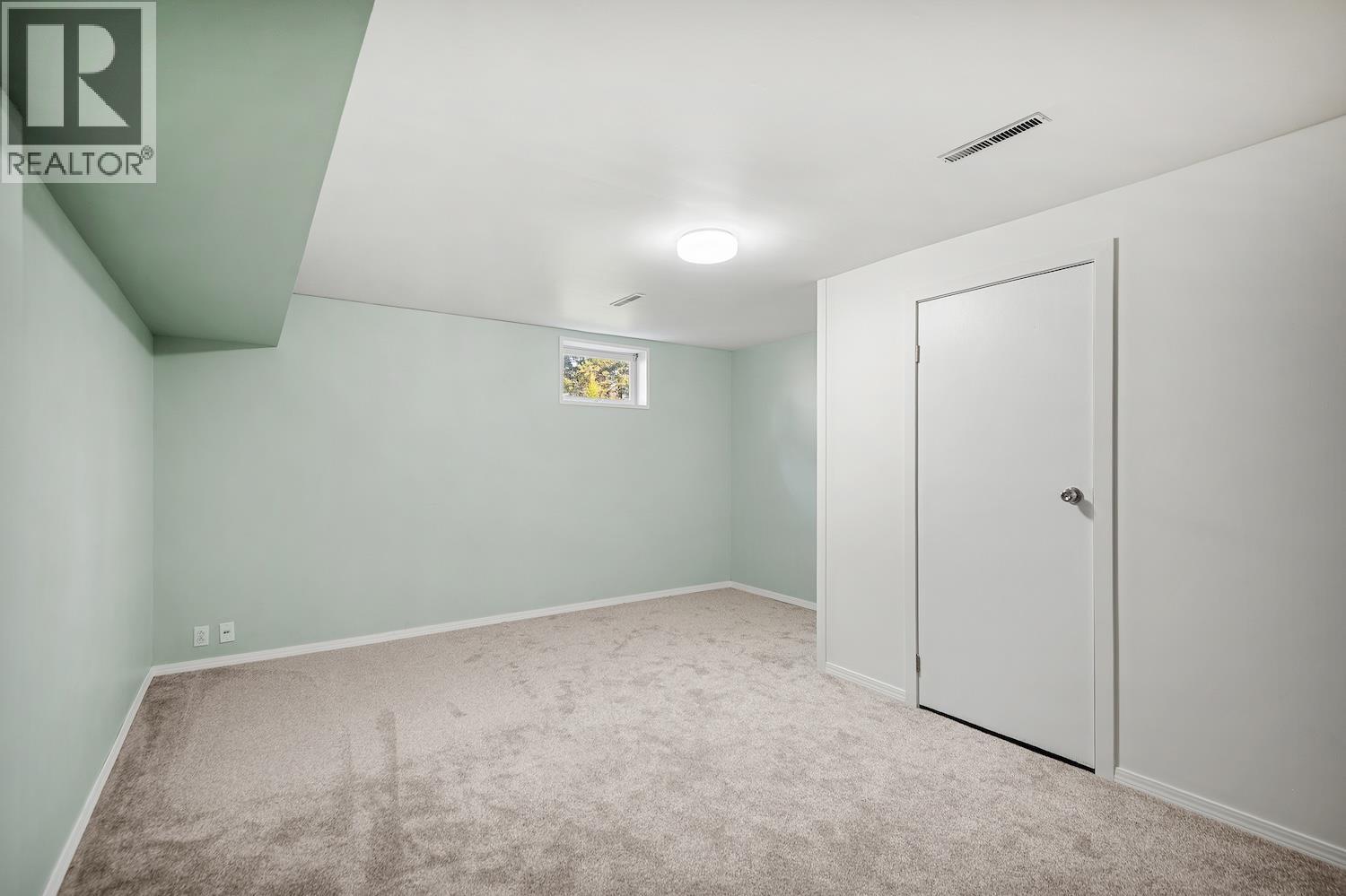 31 ELKVIEW Drive, Fernie