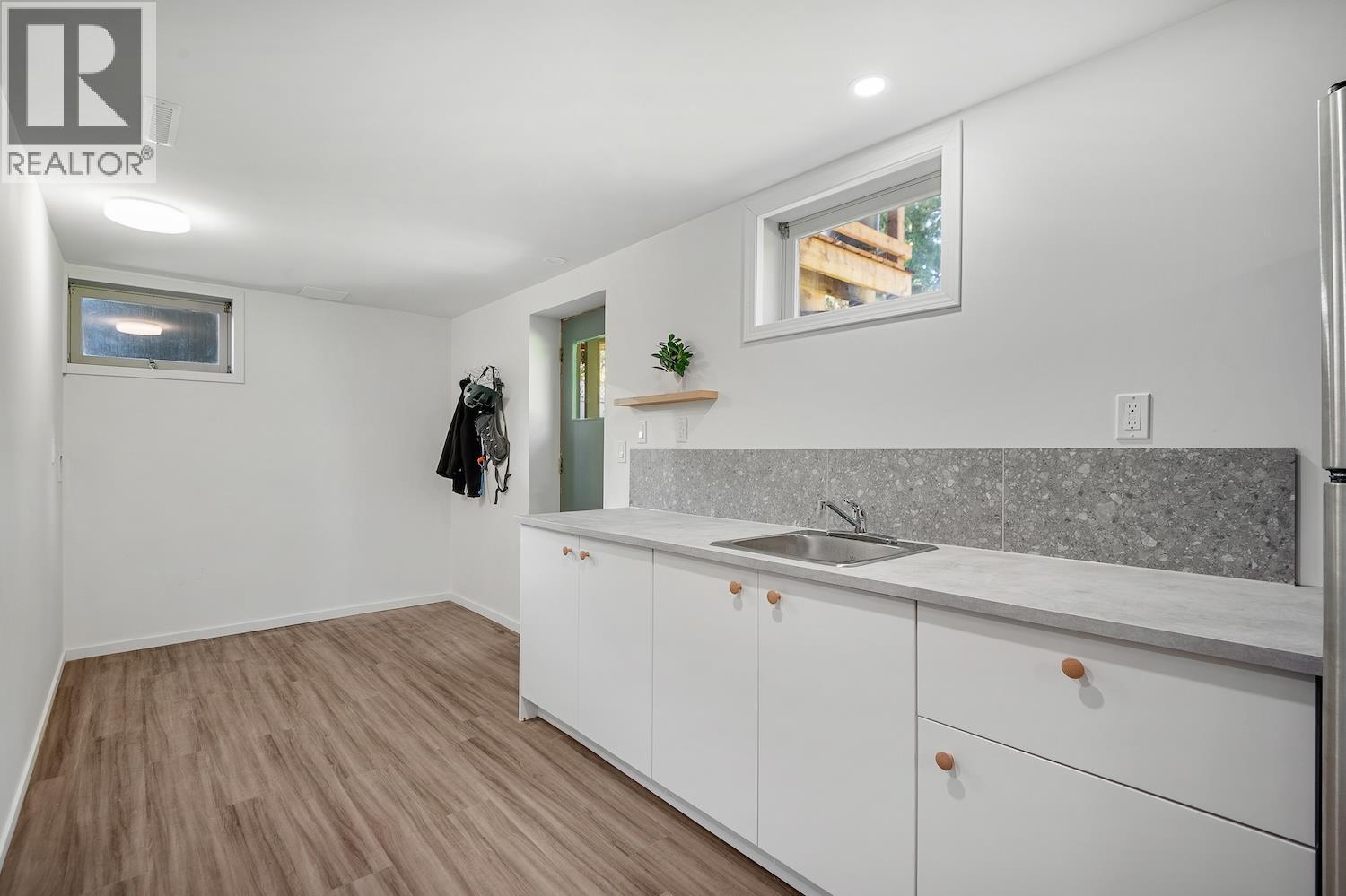 31 ELKVIEW Drive, Fernie