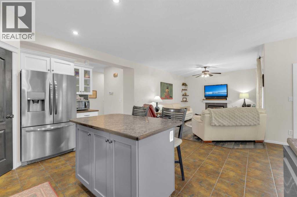 Photo 18 of 58 Jack Crescent, Red Deer AB