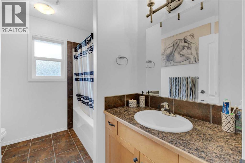 Photo 31 of 58 Jack Crescent, Red Deer AB
