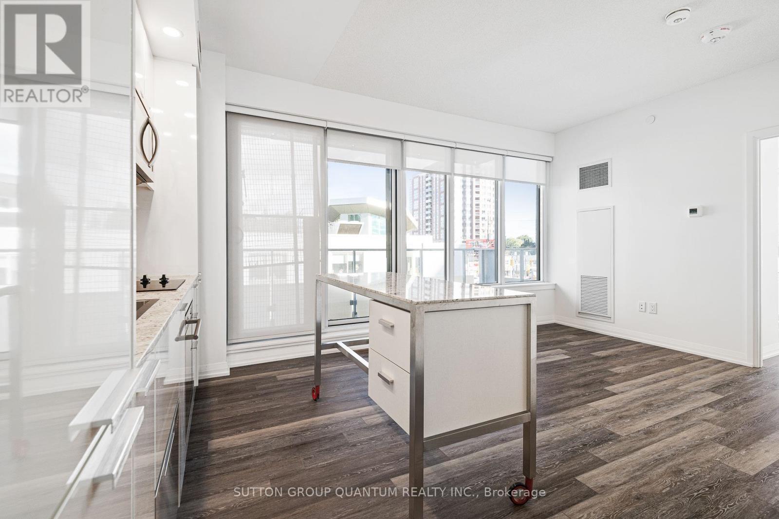 Photo 3 of 302 75 Canterbury Place, Toronto ON