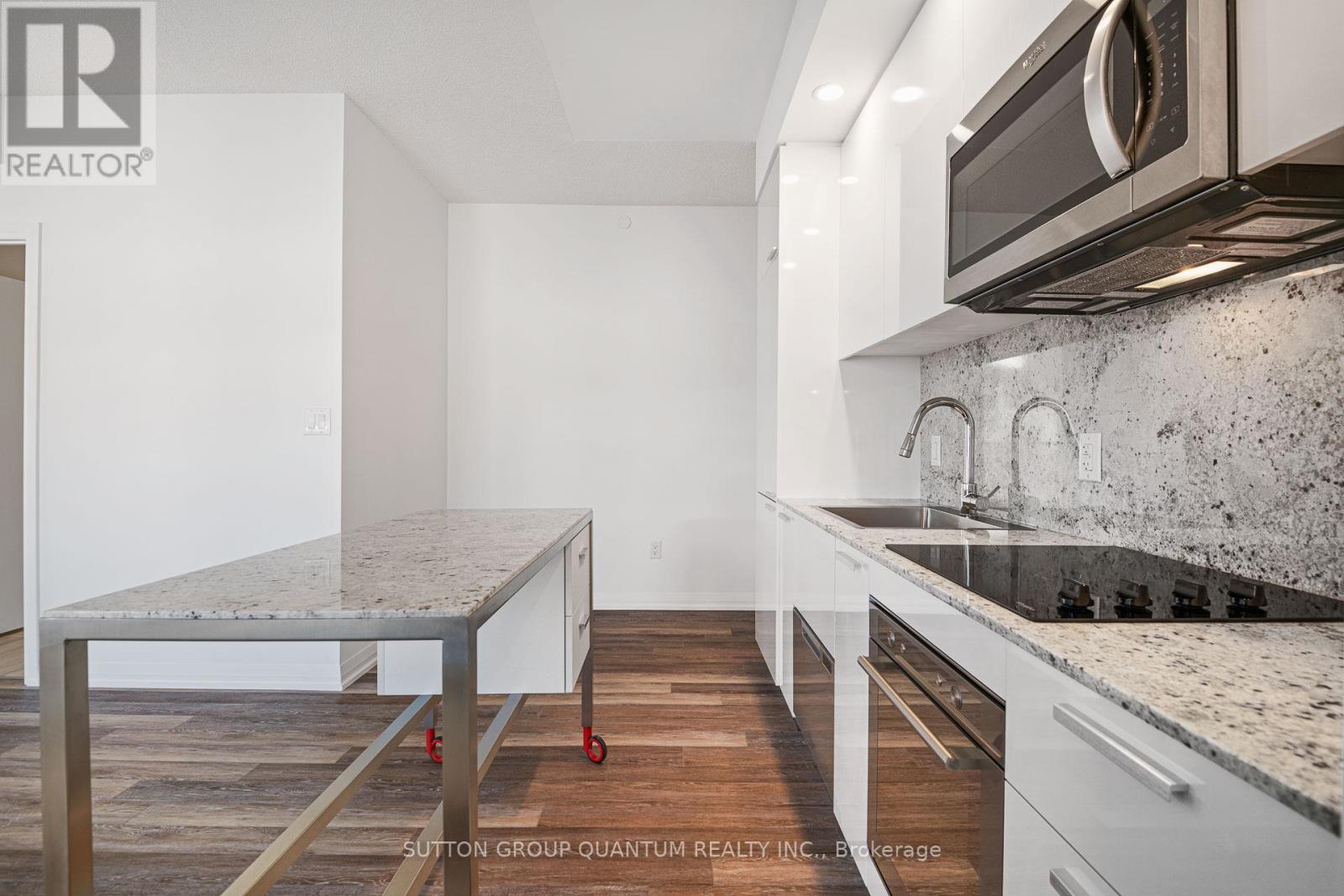 Photo 5 of 302 75 Canterbury Place, Toronto ON