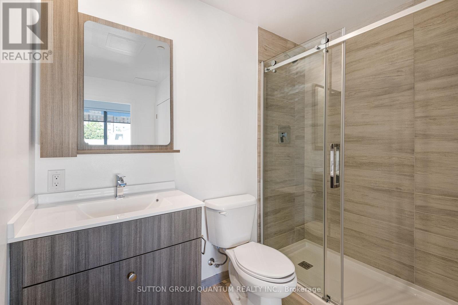 Photo 9 of 302 75 Canterbury Place, Toronto ON