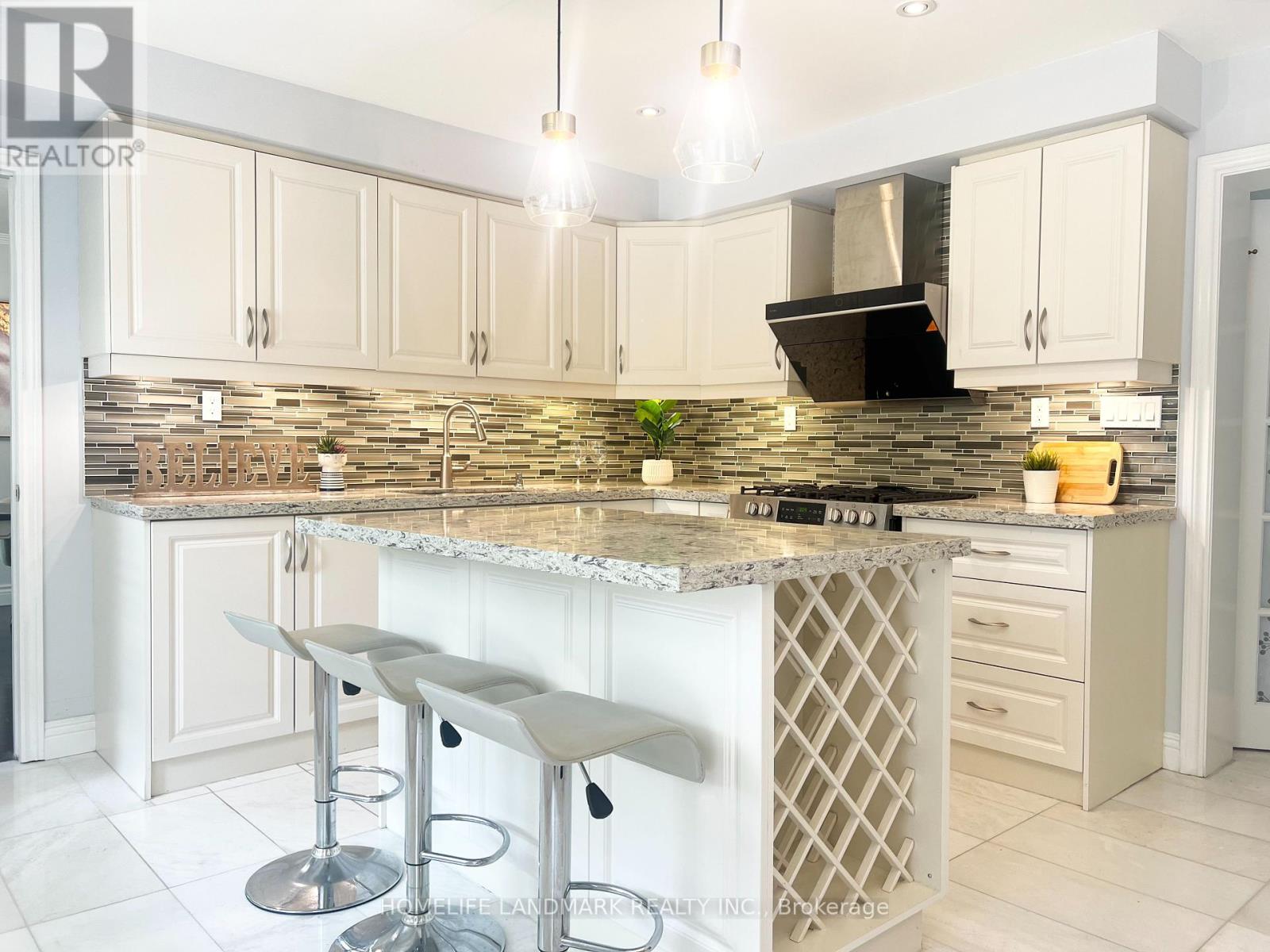 Photo 18 of 4 Sydnor Road, Toronto ON