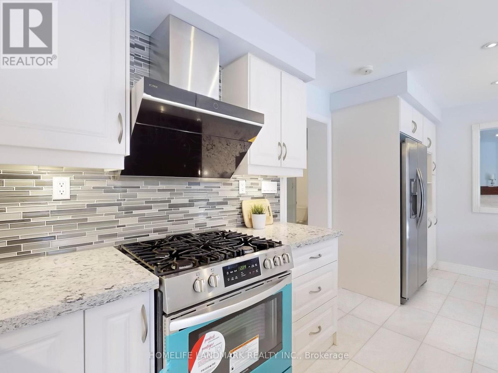 Photo 20 of 4 Sydnor Road, Toronto ON
