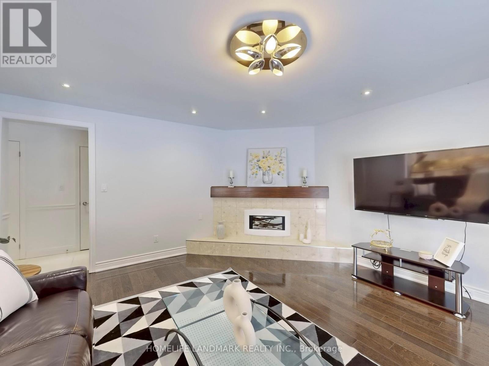 Photo 26 of 4 Sydnor Road, Toronto ON
