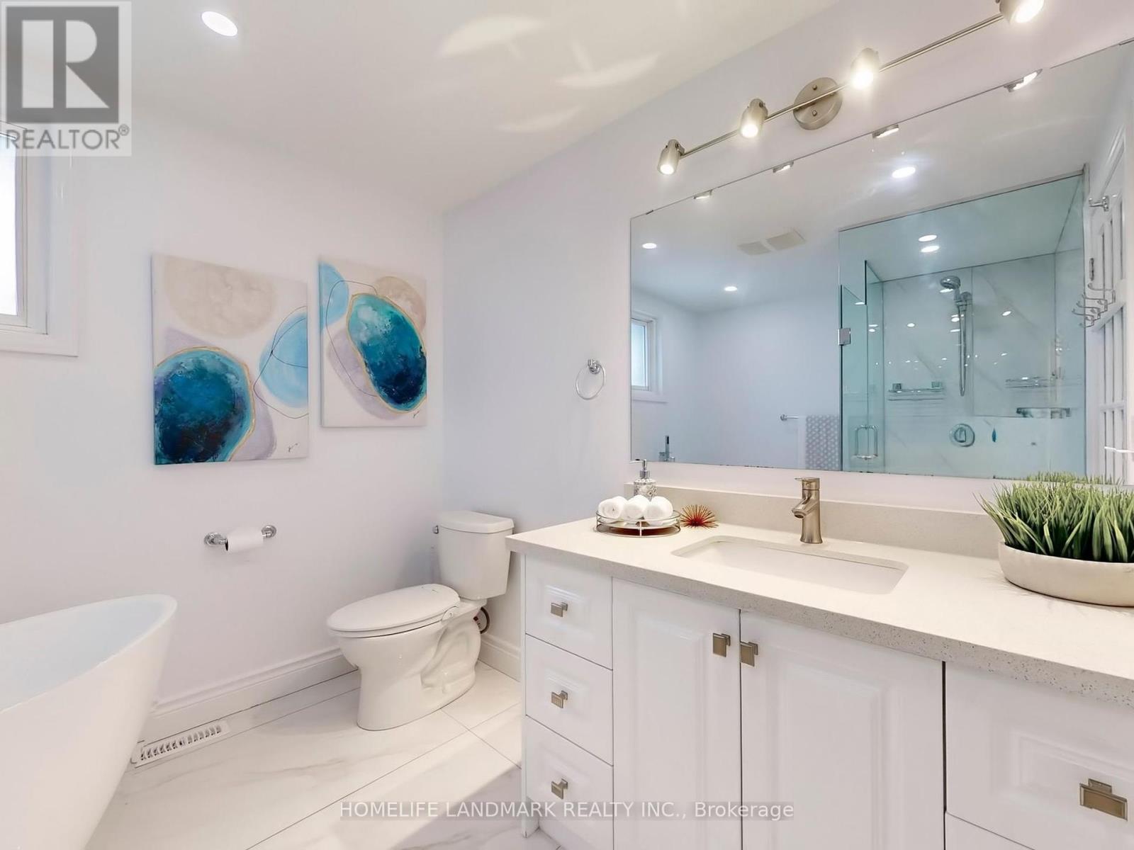 Photo 32 of 4 Sydnor Road, Toronto ON
