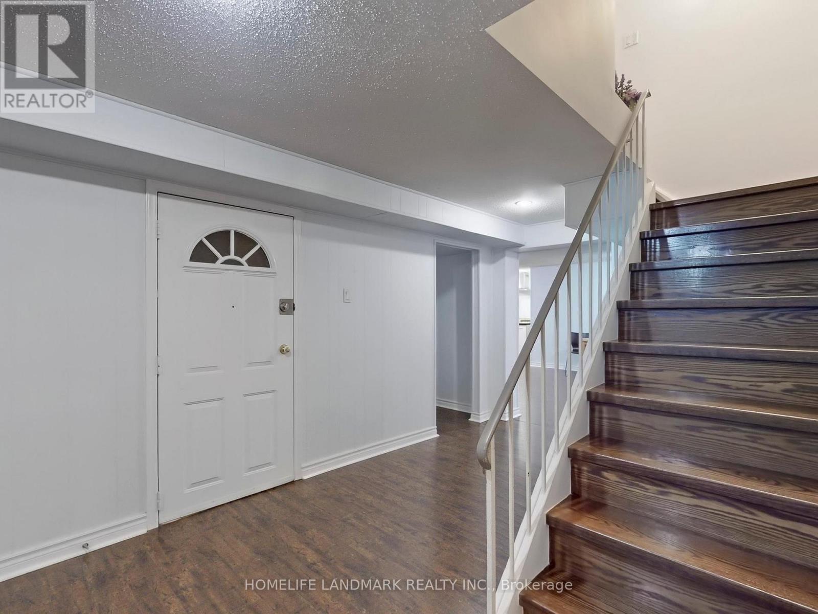 Photo 42 of 4 Sydnor Road, Toronto ON