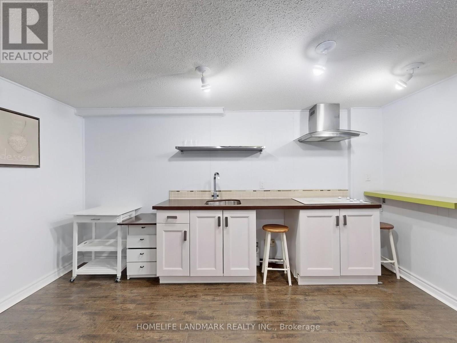 Photo 46 of 4 Sydnor Road, Toronto ON