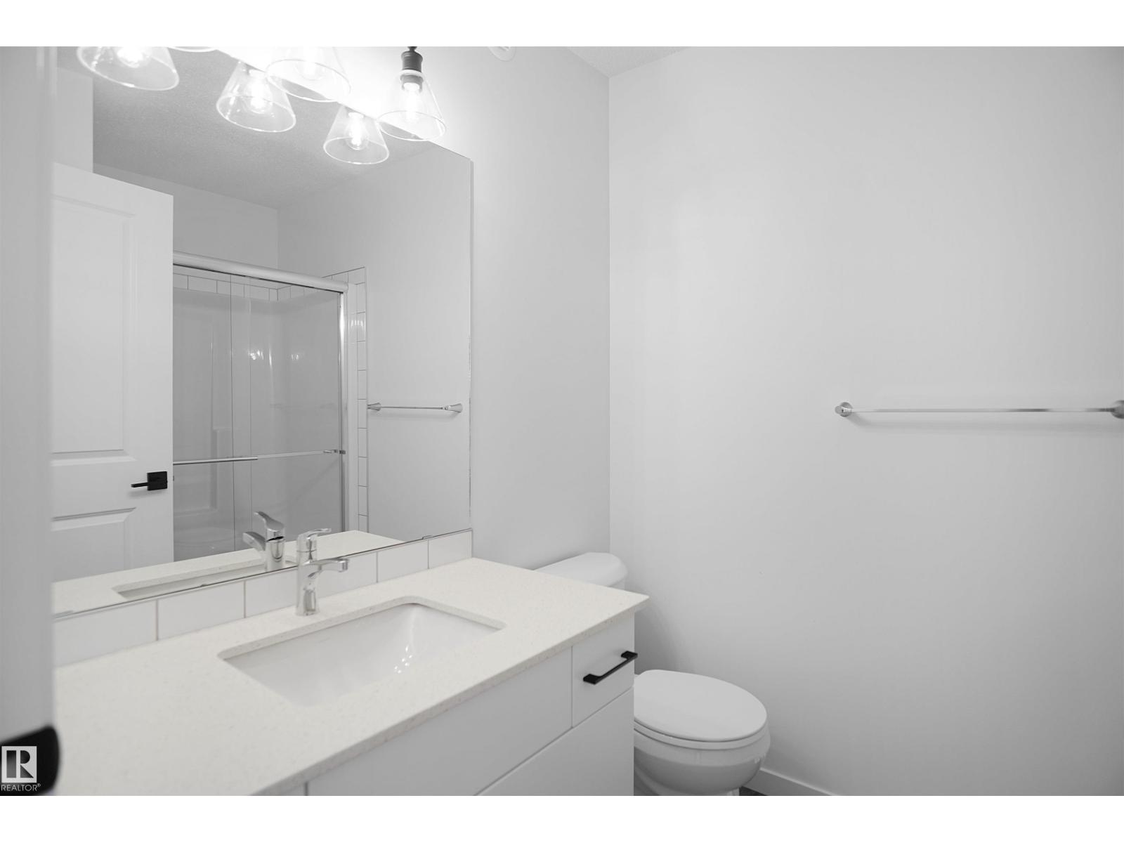 Photo 22 of 2115 210 St Nw, Edmonton AB