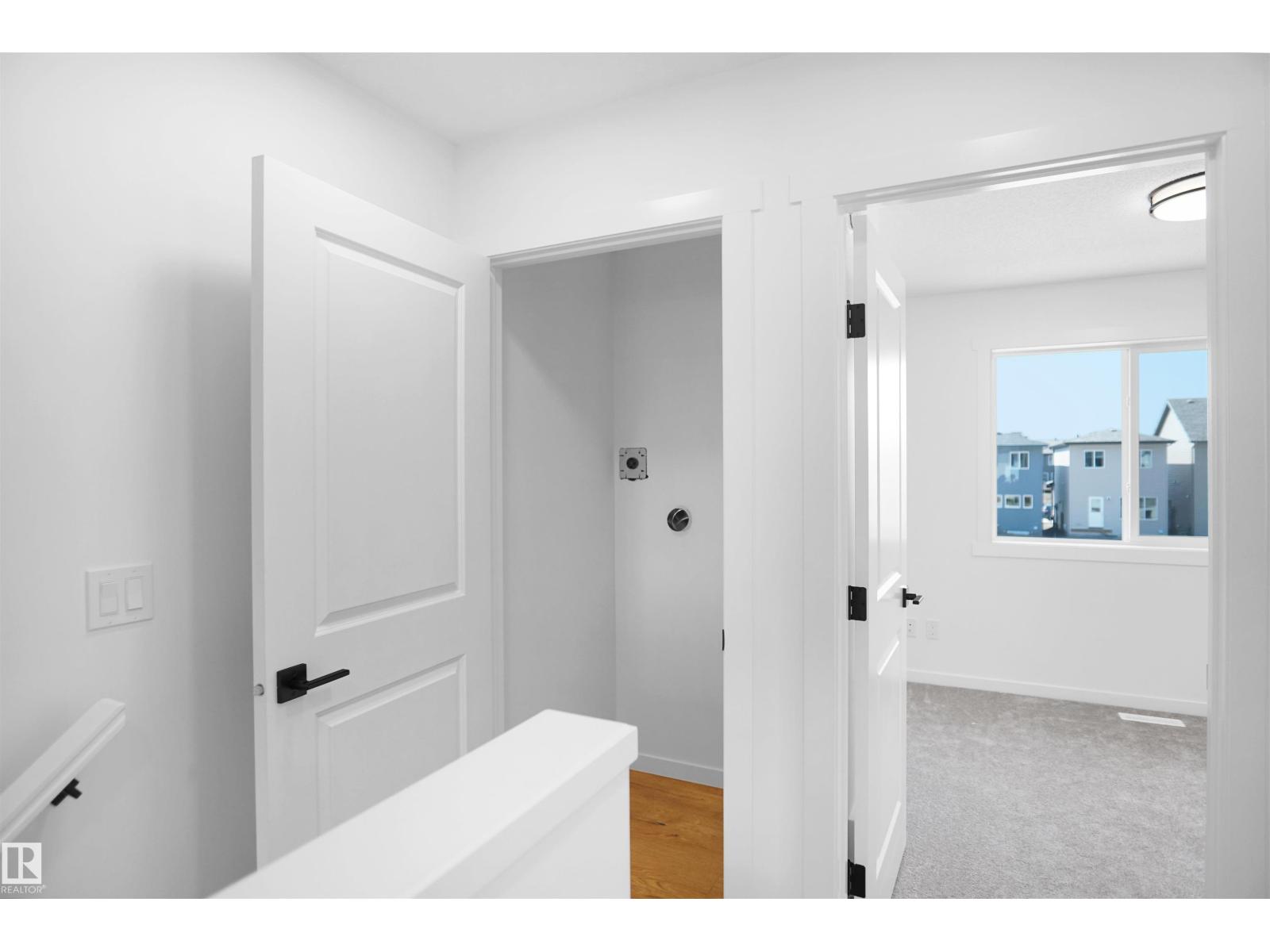 Photo 17 of 2115 210 St Nw, Edmonton AB