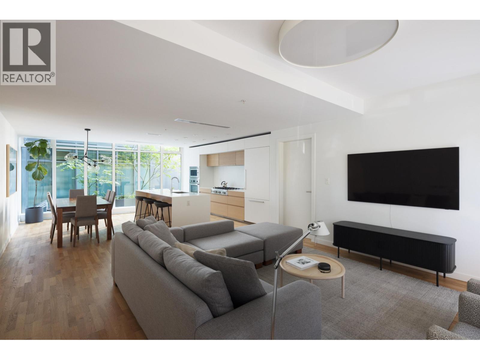 Photo 23 of 1553 W 8th Avenue, Vancouver BC
