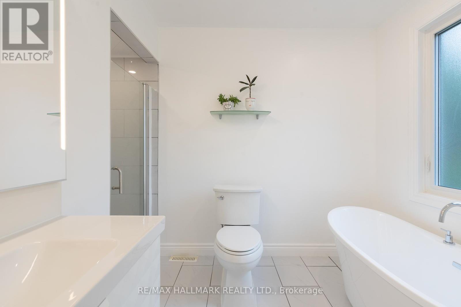 Photo 20 of 1309 Sweetbirch Court, Mississauga ON