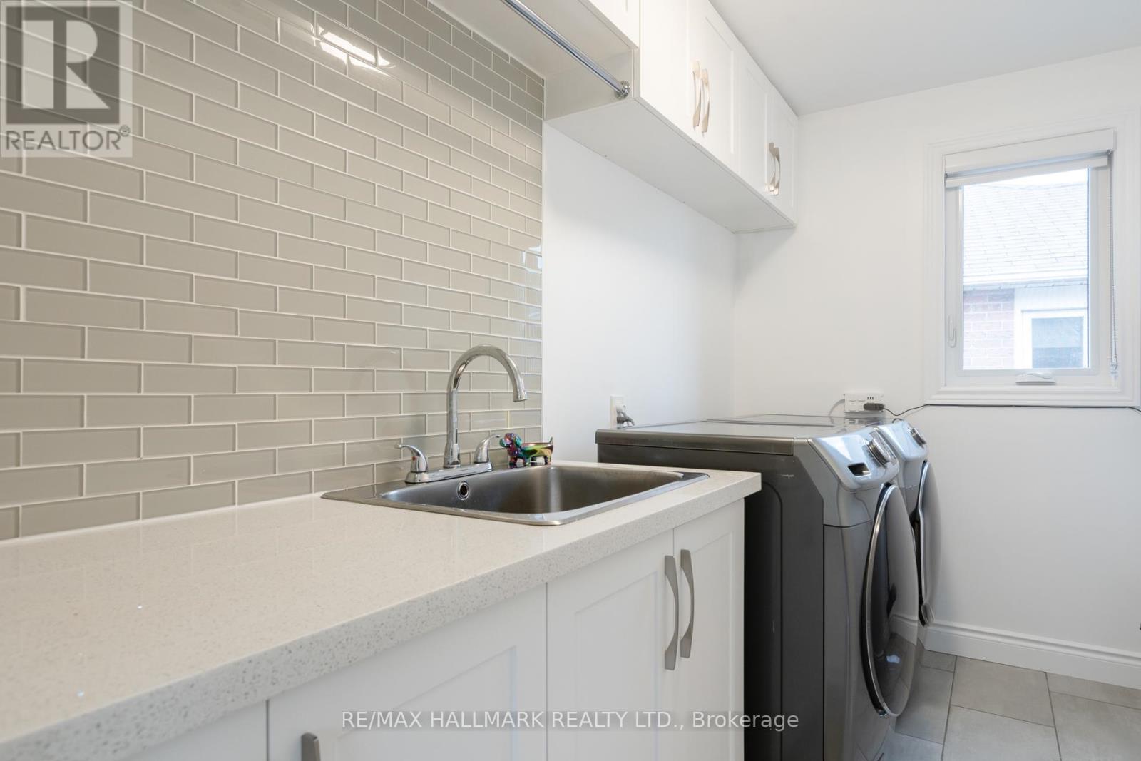 Photo 22 of 1309 Sweetbirch Court, Mississauga ON