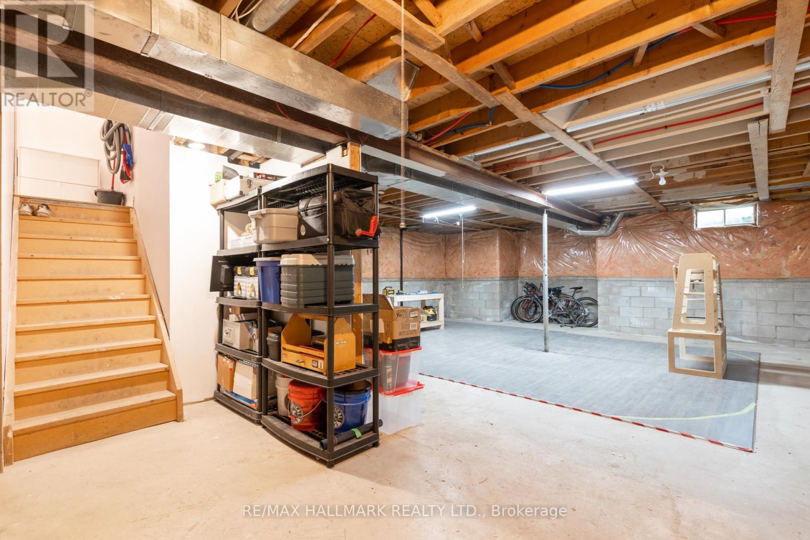 Photo 29 of 1309 Sweetbirch Court, Mississauga ON