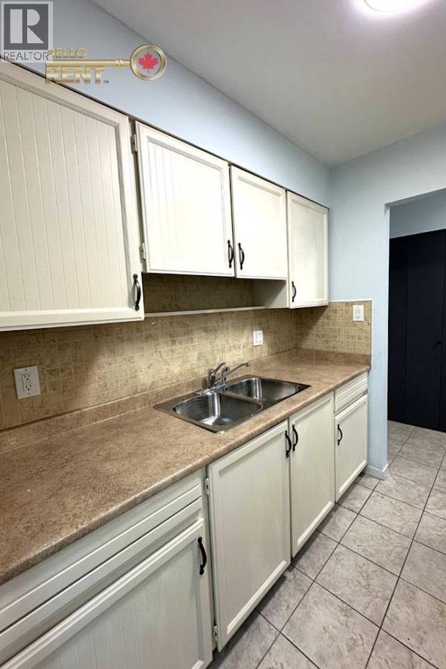Photo 5 of 107 9270 Salish Court, Burnaby BC
