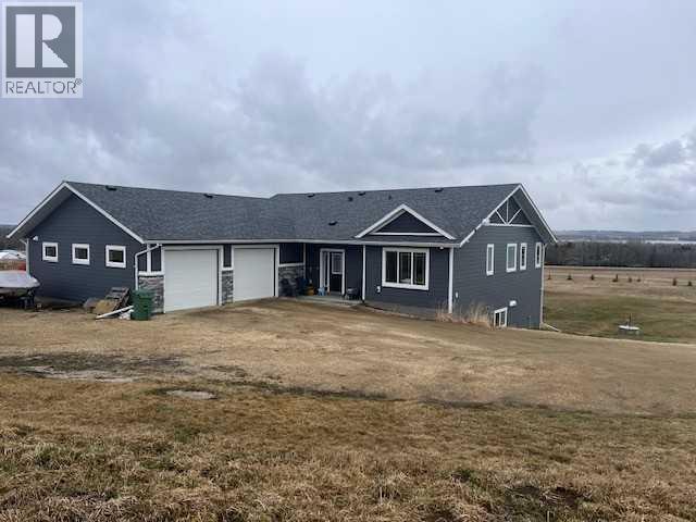 Photo 2 of 137 Bruhn Boulevard, Rural Ponoka County AB