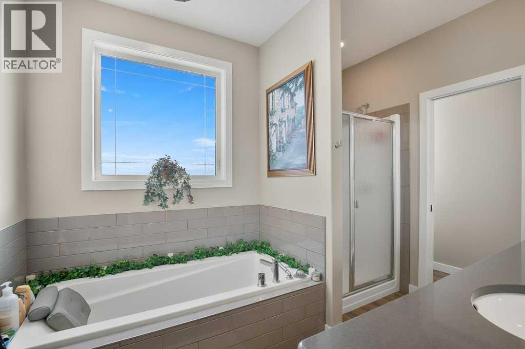Photo 25 of 137 Bruhn Boulevard, Rural Ponoka County AB