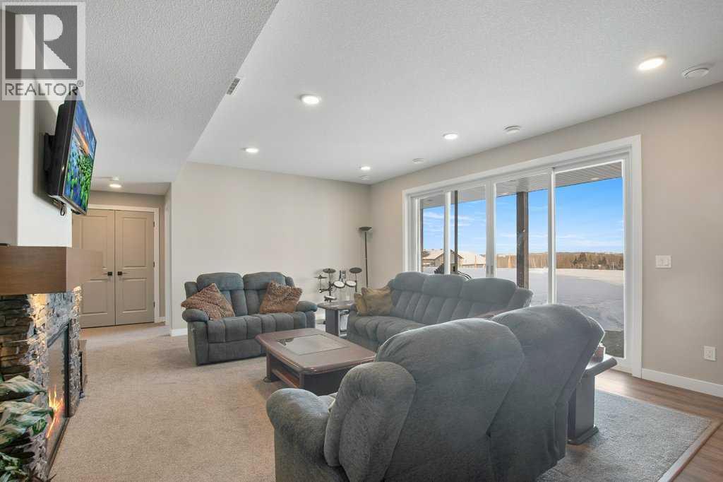 Photo 31 of 137 Bruhn Boulevard, Rural Ponoka County AB