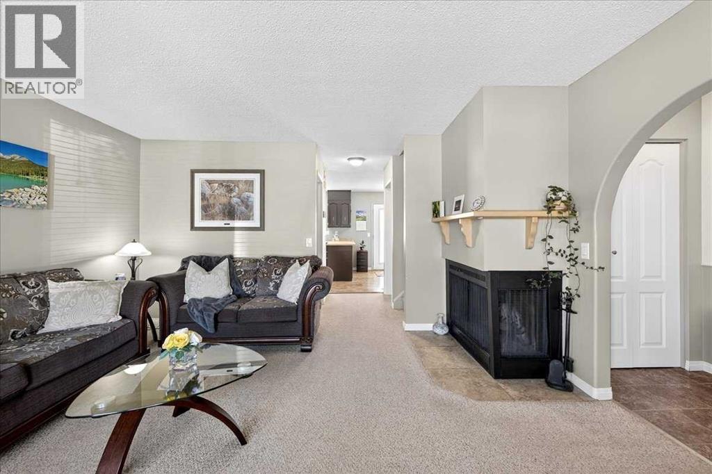 Single Family House for Sale in   Avenue NE Pineridge Calgary 