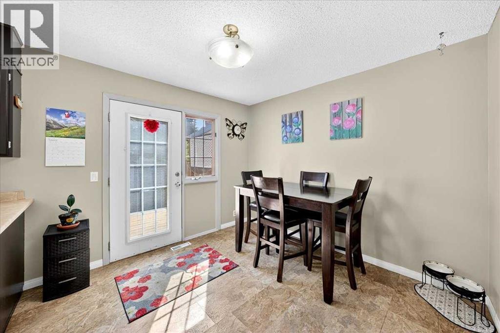 Single Family House for Sale in   Avenue NE Pineridge Calgary 