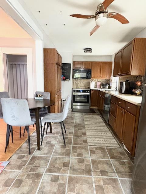 Photo 3 of 723 Talbot Avenue, Winnipeg MB