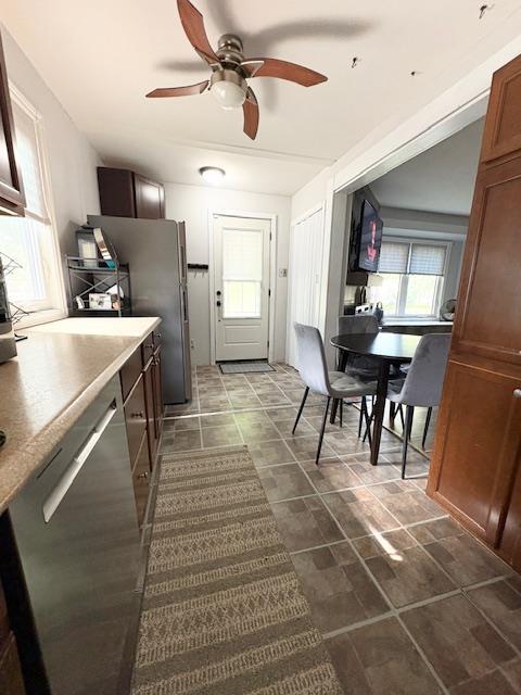 Photo 5 of 723 Talbot Avenue, Winnipeg MB