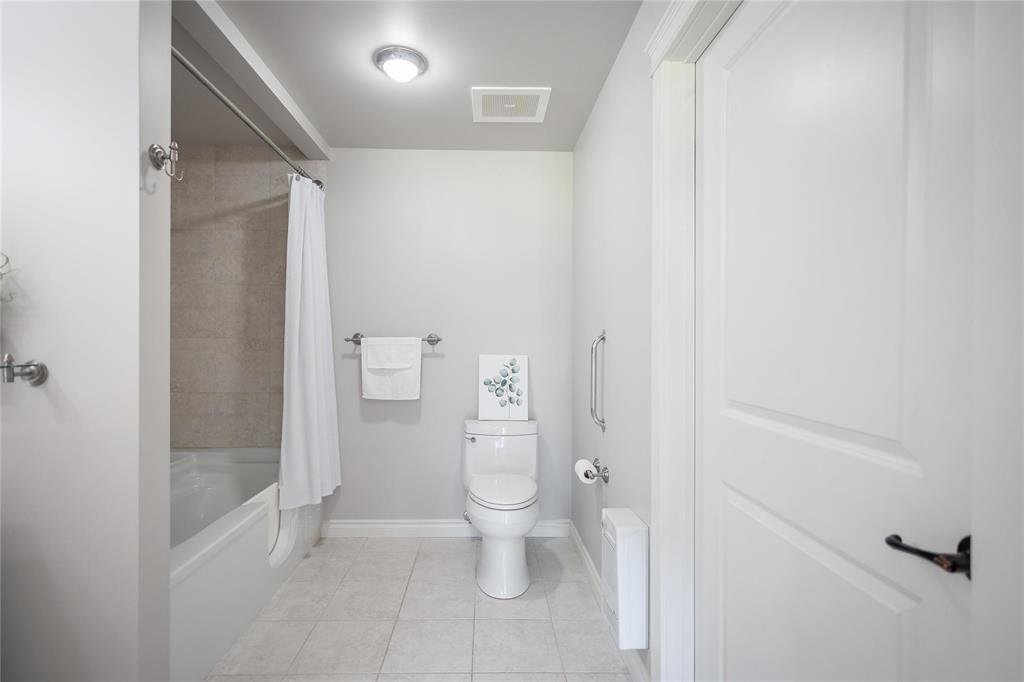 Photo 11 of 128 40 Dunkirk Drive, Winnipeg MB
