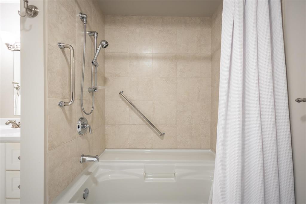 Photo 13 of 128 40 Dunkirk Drive, Winnipeg MB