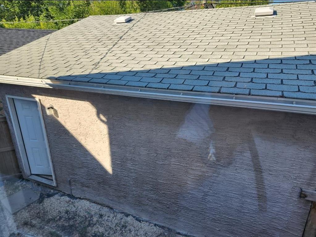 Photo 6 of 1929 A Bannatyne Avenue W, Winnipeg MB