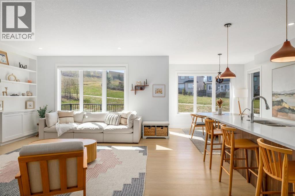 Single Family House for Sale in  Sherwood Crescent NW Sherwood Calgary 