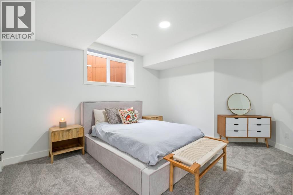 Single Family House for Sale in  Sherwood Crescent NW Sherwood Calgary 