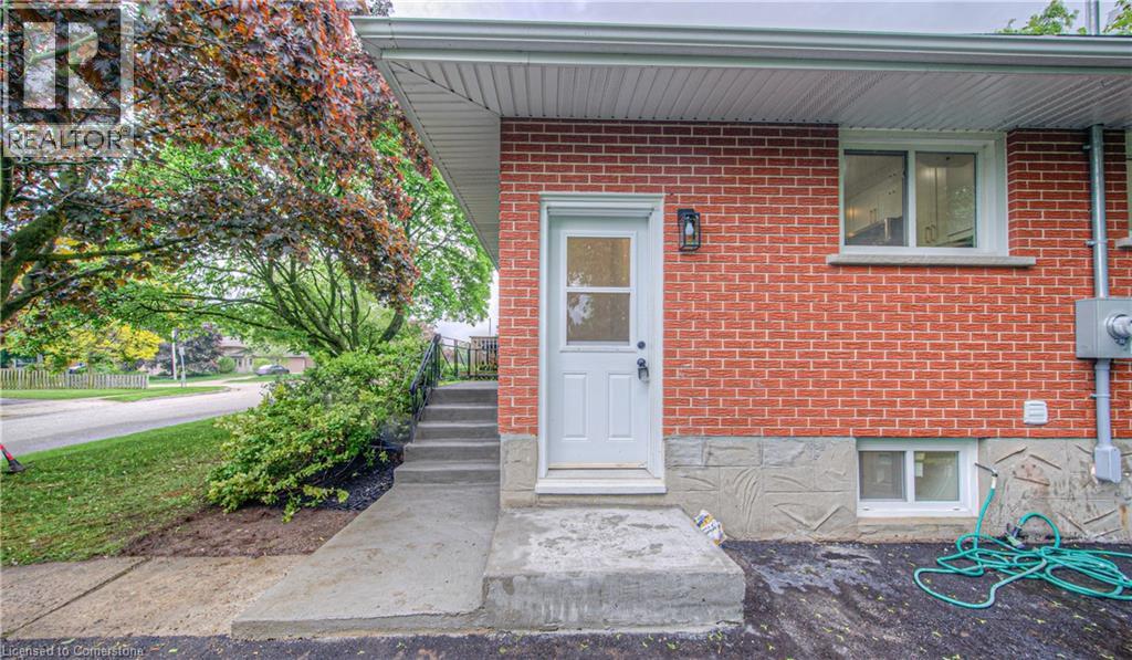 Photo 6 of 76 Ravine Drive, Cambridge ON