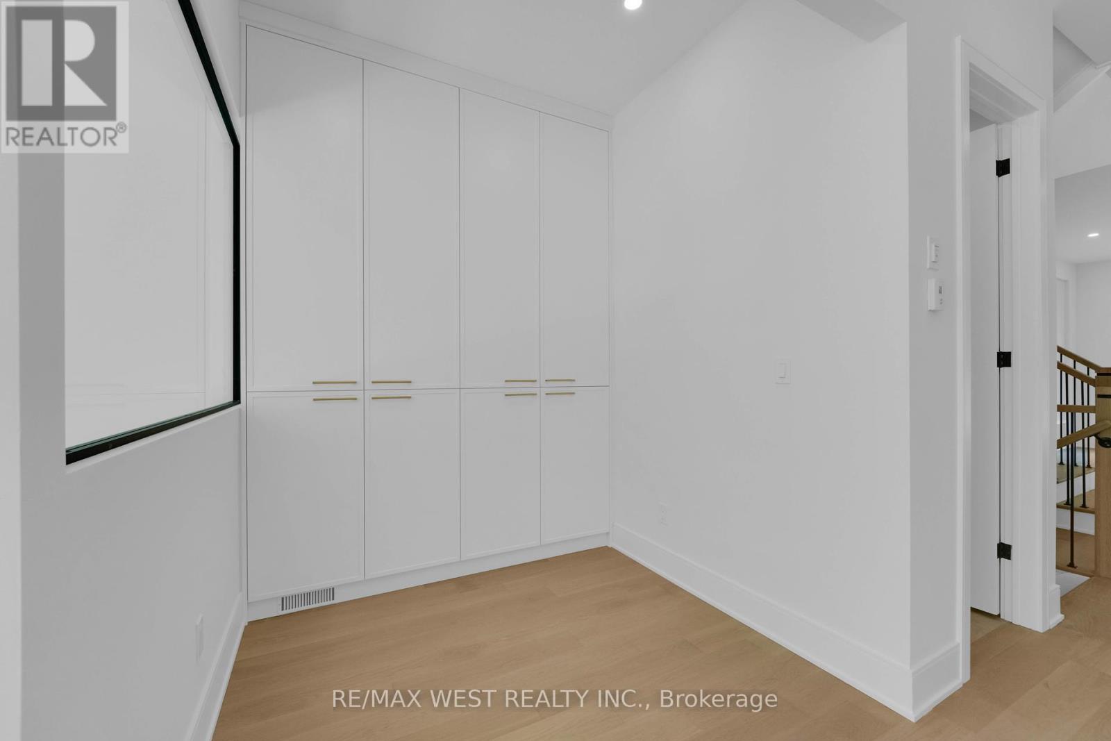 Photo 10 of 35 A Frances Avenue, Toronto ON