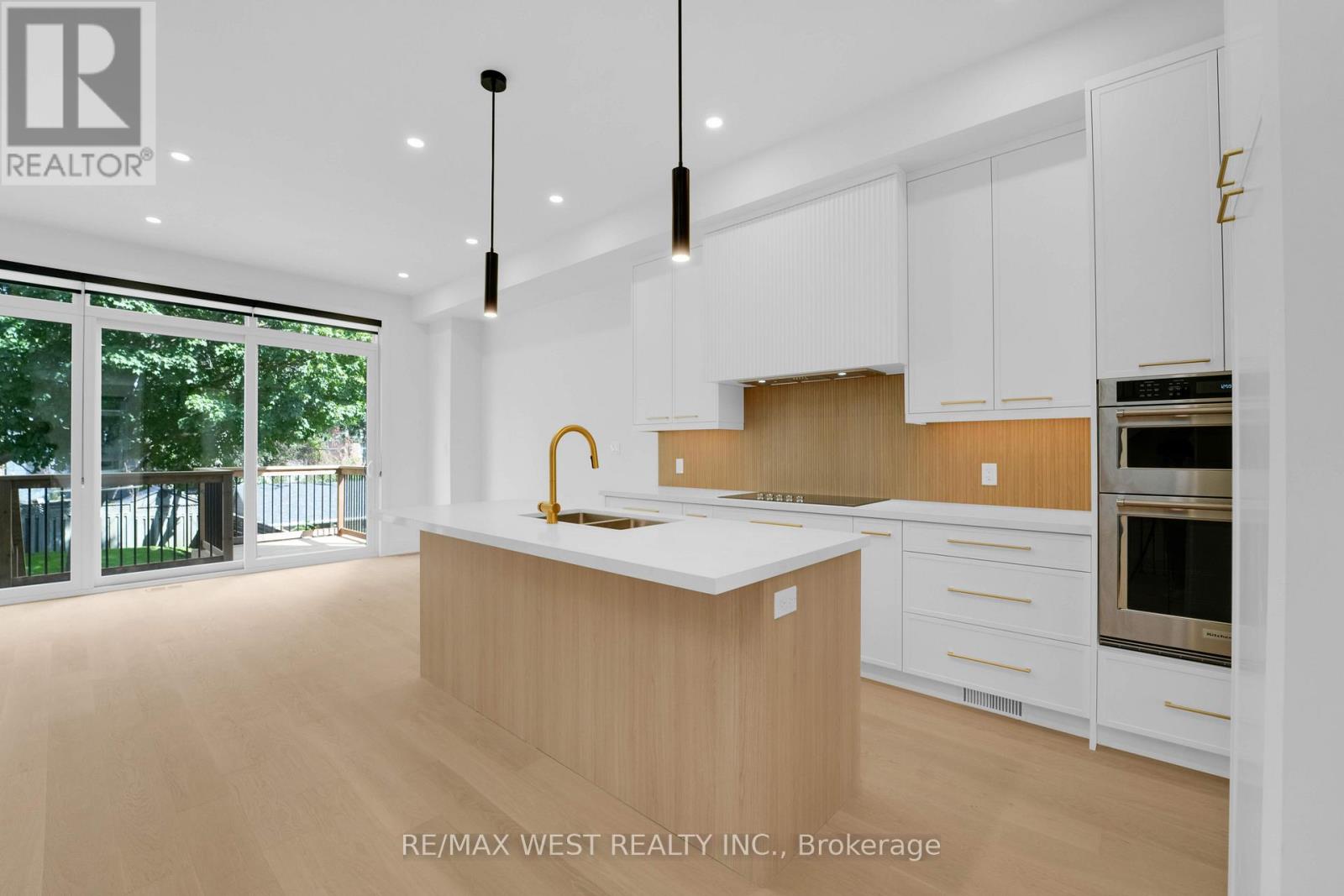 Photo 15 of 35 A Frances Avenue, Toronto ON