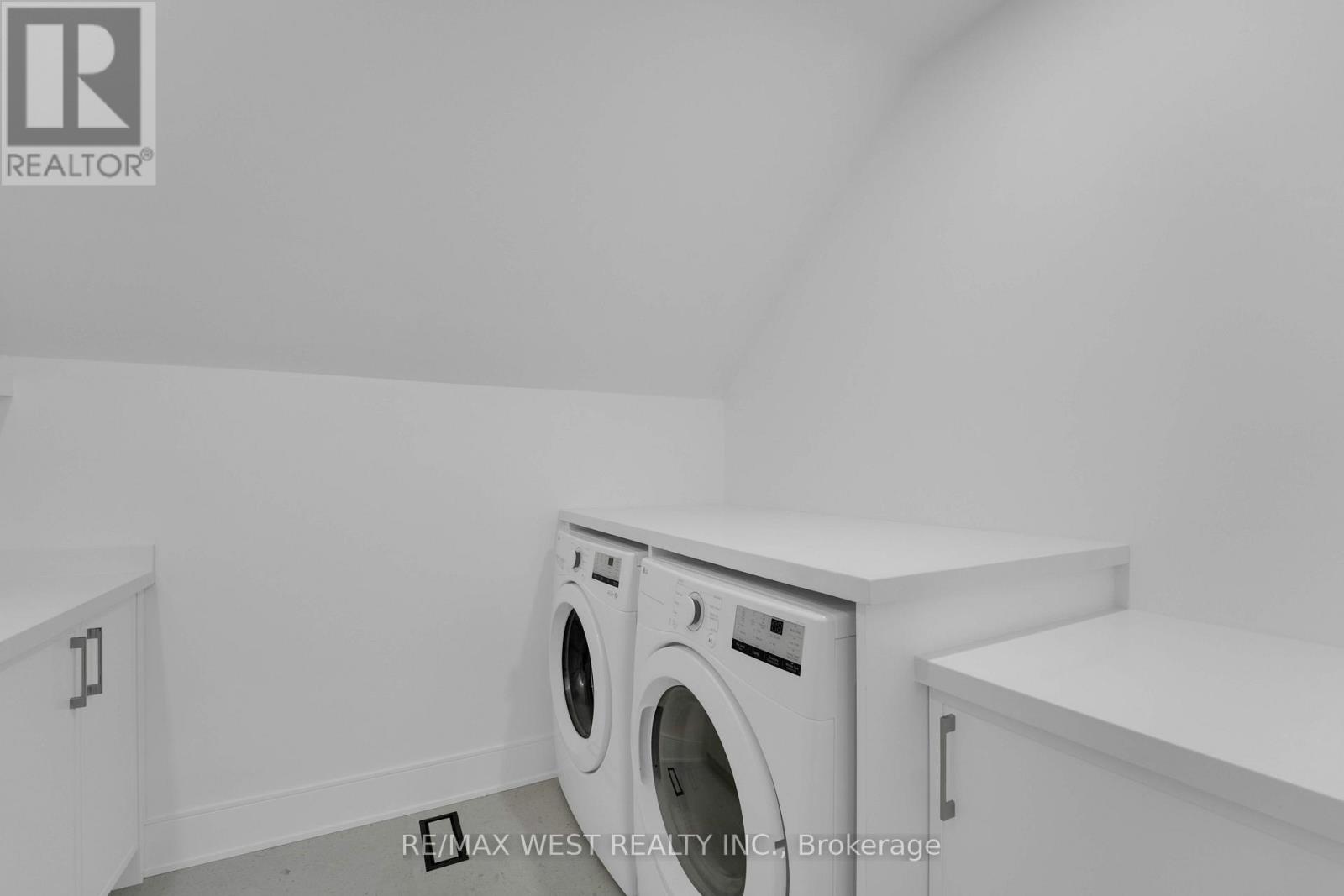 Photo 37 of 35 A Frances Avenue, Toronto ON