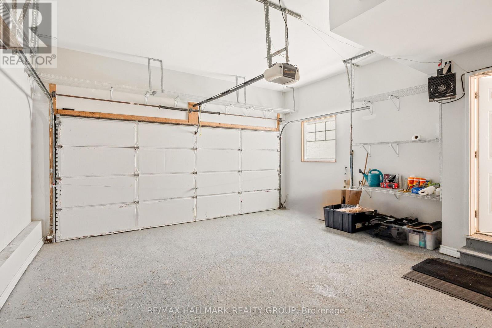 Photo 38 of 41 Smoketree Crescent E, Ottawa ON