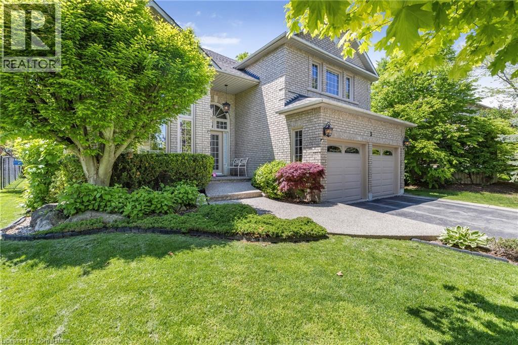 Photo 3 of 3 Coleman Court, Dundas ON