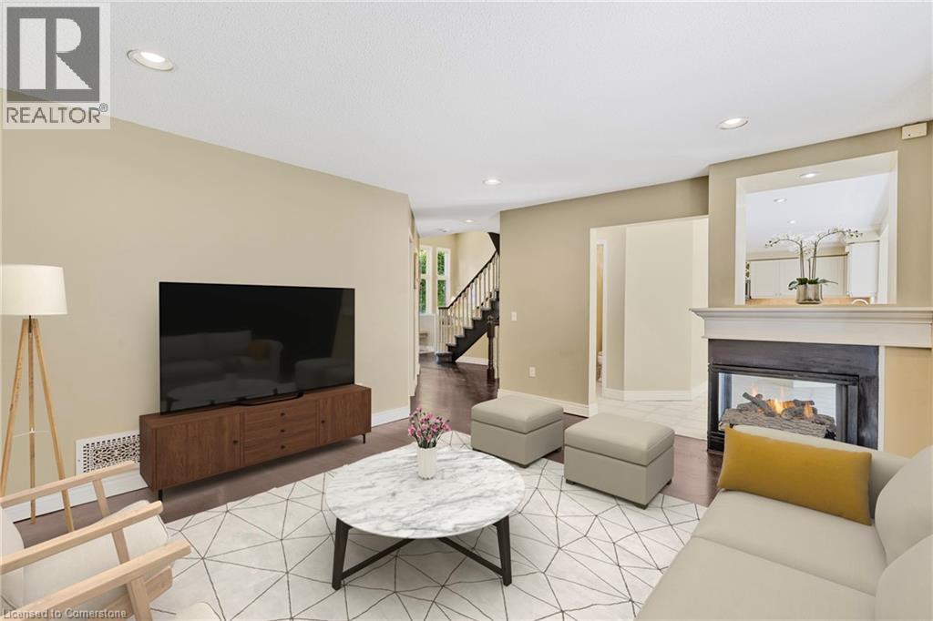 Photo 25 of 3 Coleman Court, Dundas ON