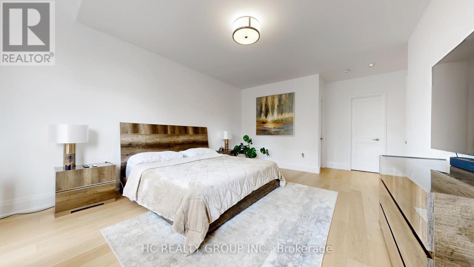Photo 21 of 18 Denham Drive, Richmond Hill ON