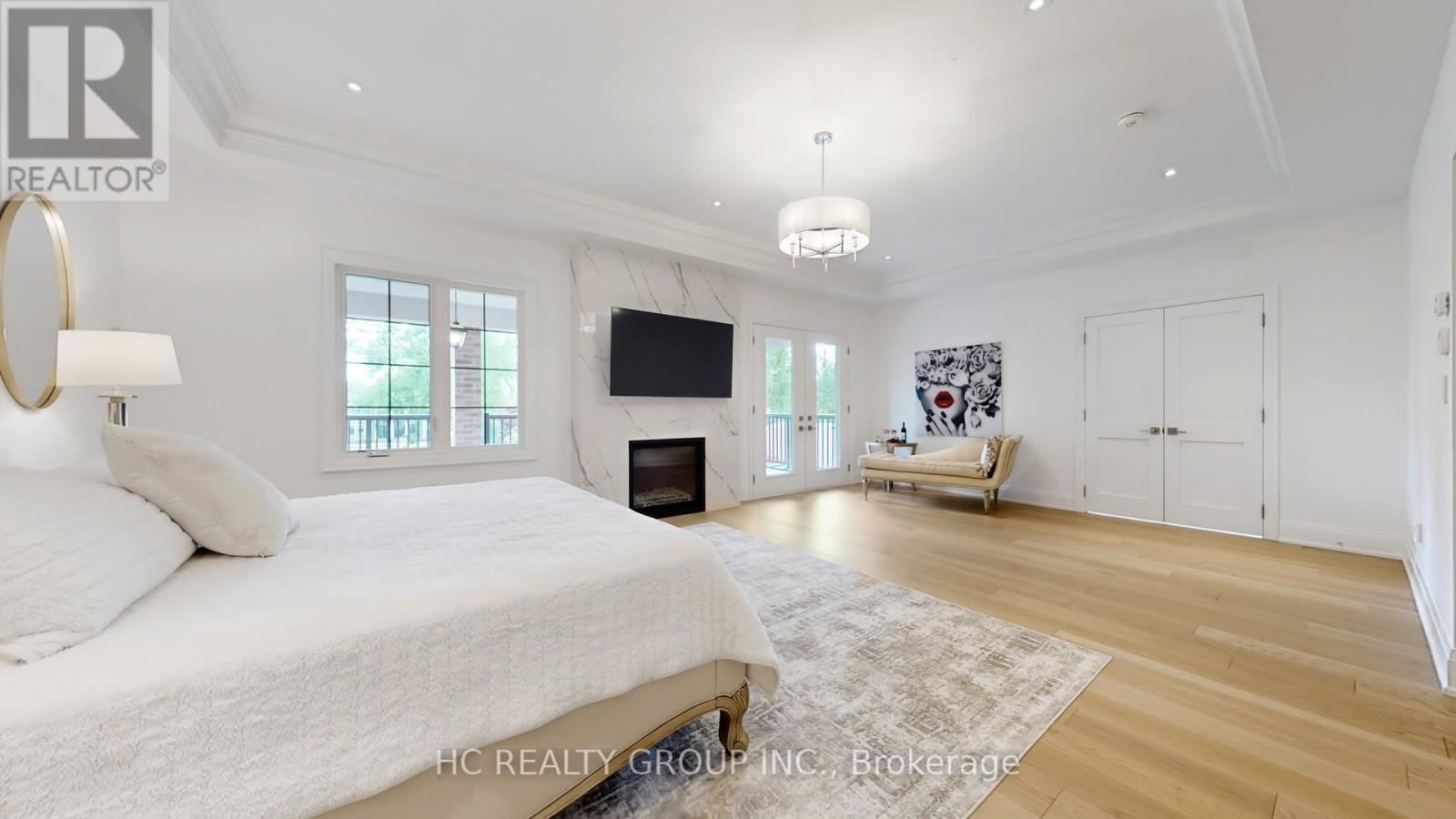 Photo 26 of 18 Denham Drive, Richmond Hill ON